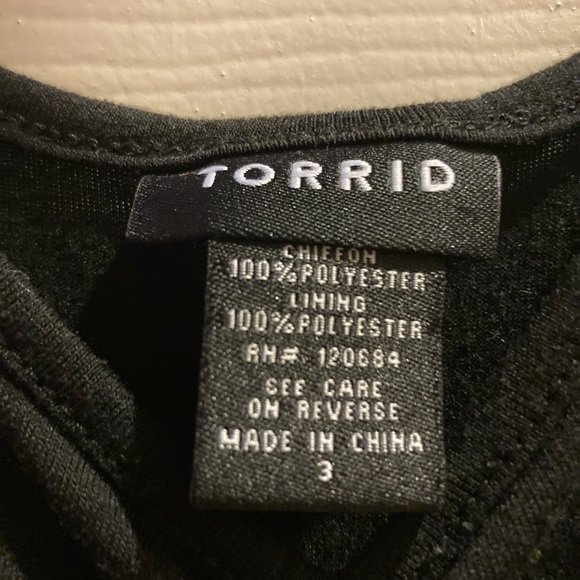 Torrid top - Picture 2 of 3